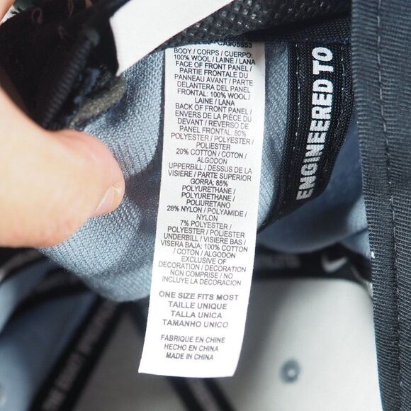 Nike True "Fly" Wool / Faux Leather Snapback Hat Grey / Red OS - Picture 8 of 8